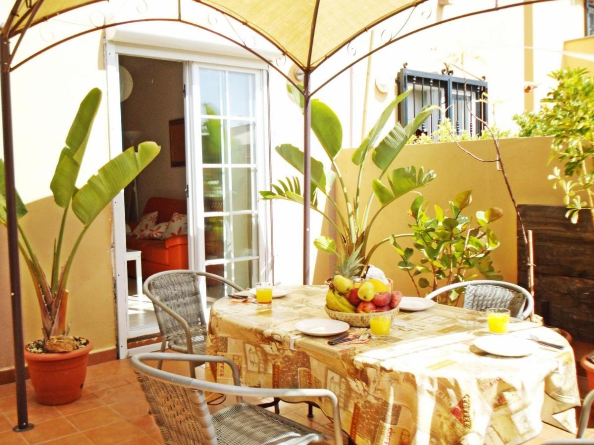 Remarkable 2-Bed House In Arona Arona  Exterior foto