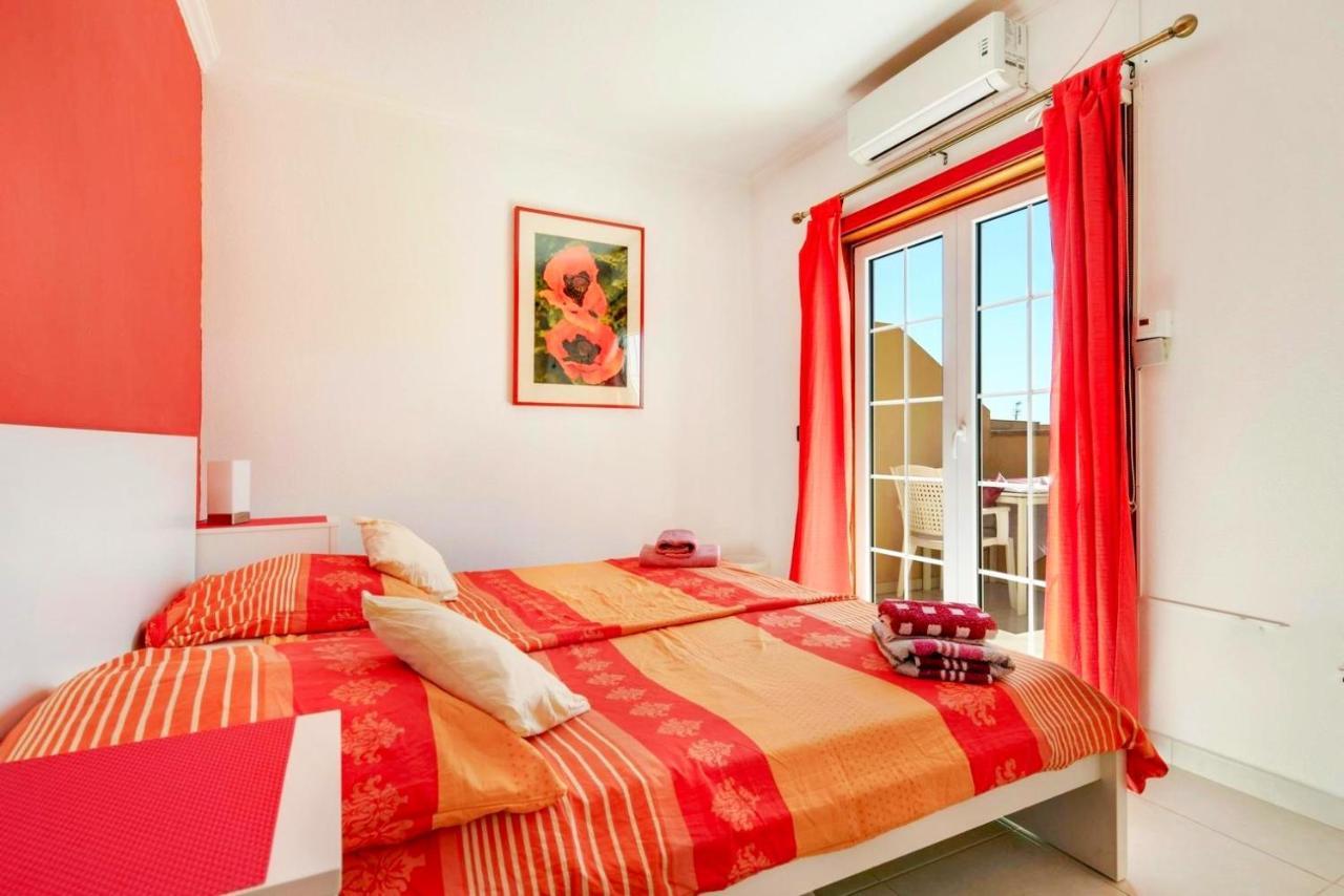 Remarkable 2-Bed House In Arona Arona  Exterior foto